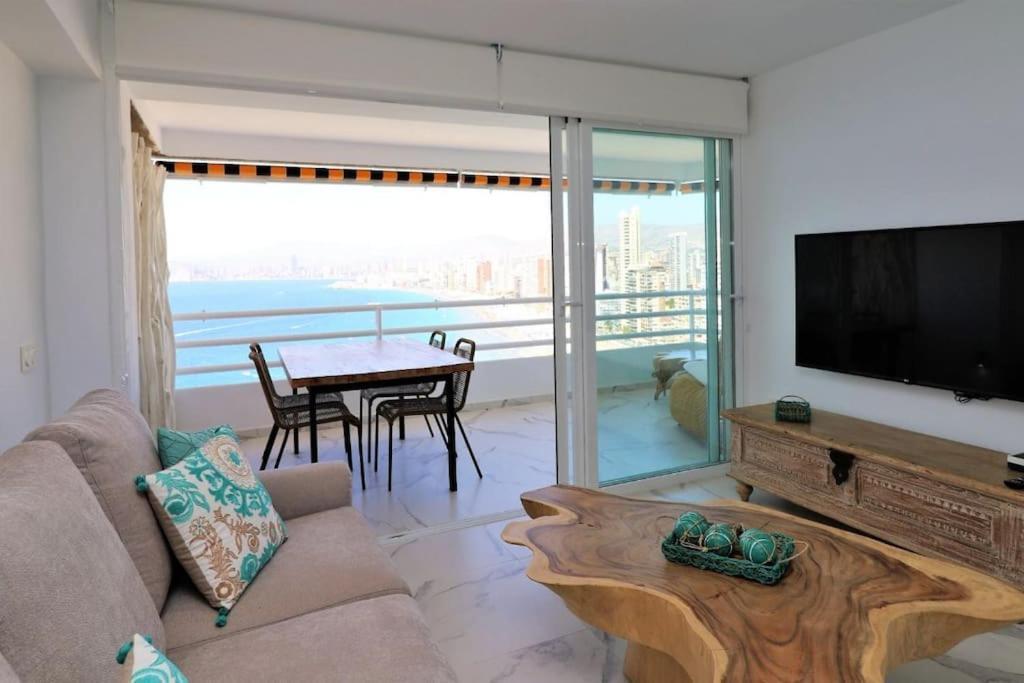 Luxurious 2-Bedroom Apt With Stunning Views, 1St Line On Levante Beach, Benidorm Bagian luar foto
