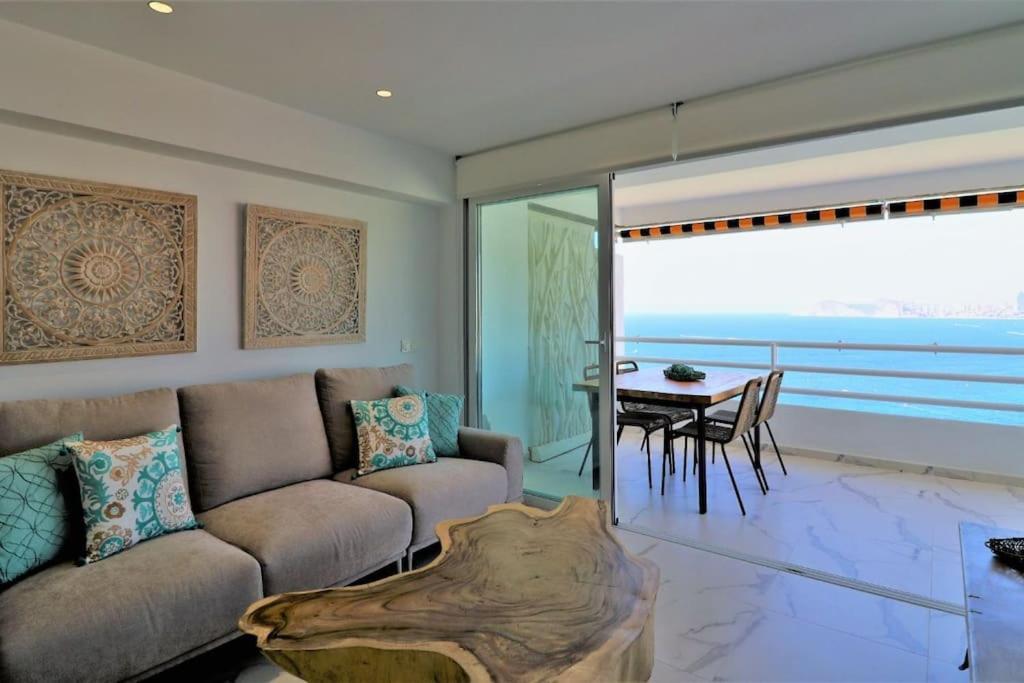 Luxurious 2-Bedroom Apt With Stunning Views, 1St Line On Levante Beach, Benidorm Bagian luar foto
